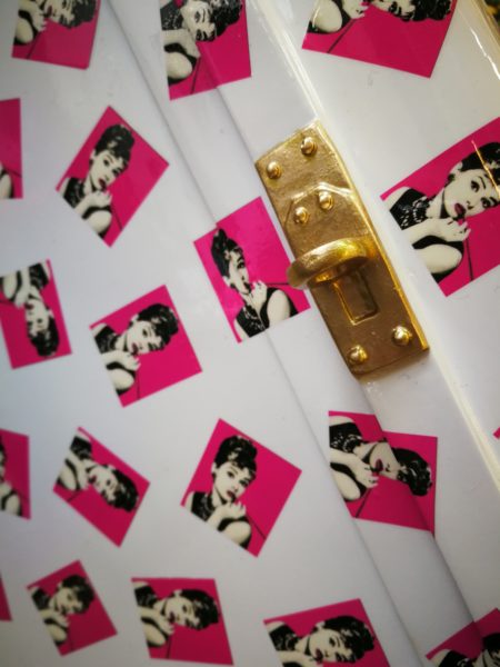 AT060D, The Kelly Audrey, by Tessi – Image 2