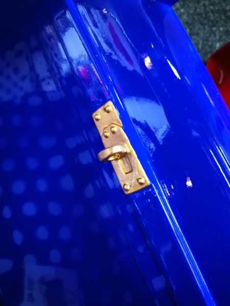 AT060M, The Kelly bleu, by Tessi – Image 2