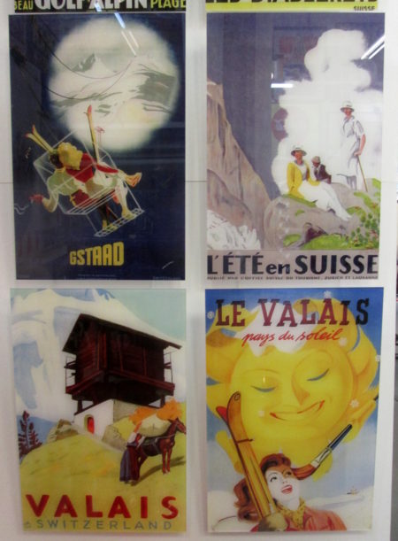 PC045b, Petite affiche Suisse, plexi