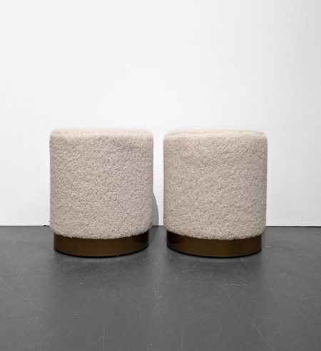 MOB032 Poufs finition peau de mouton, 35cm diam